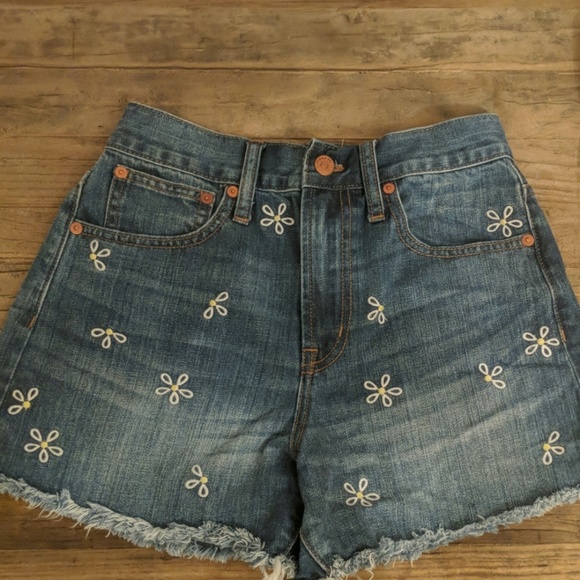 Madewell Pants - Madewell the perfect jean short: daisy edition